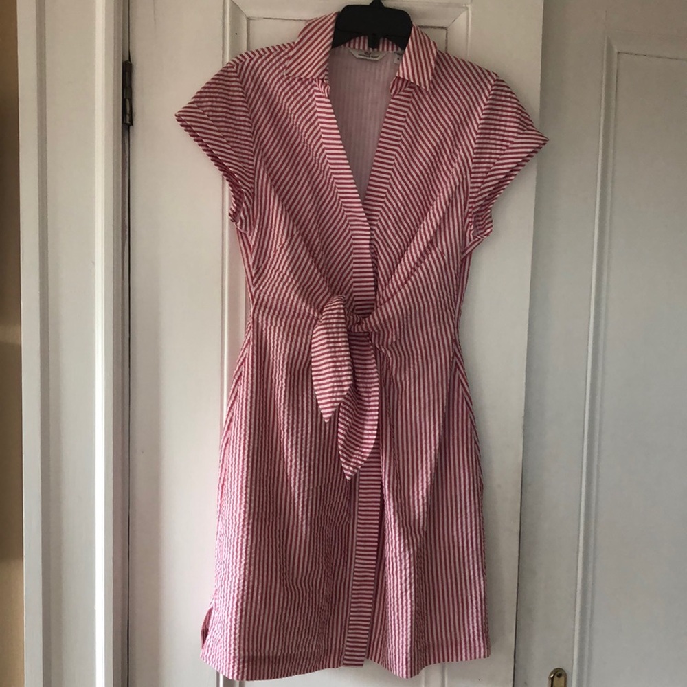 Vineyard vines dress